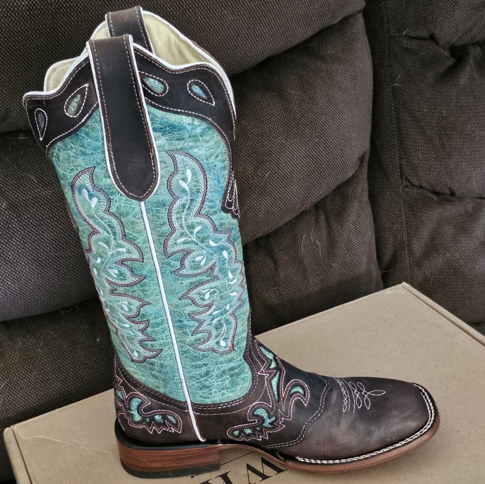 Brand new Red Hawk boots